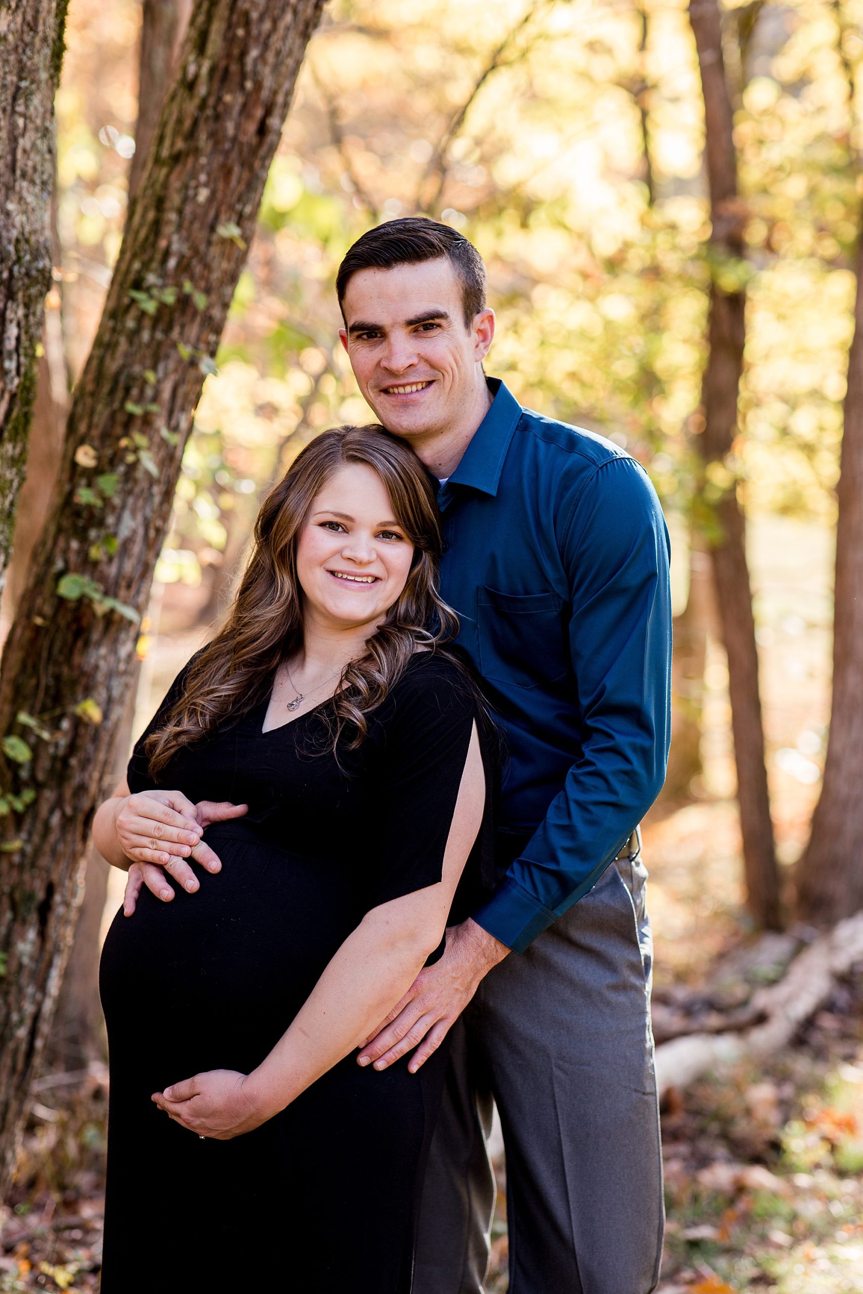 TN couple hugs during Montgomery Bell State Park maternity session
